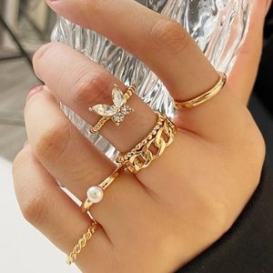 3/$30 NEW! Boho 5 Piece Ring Set Midi Crystal Boho Cute Rhinestone Butterfly